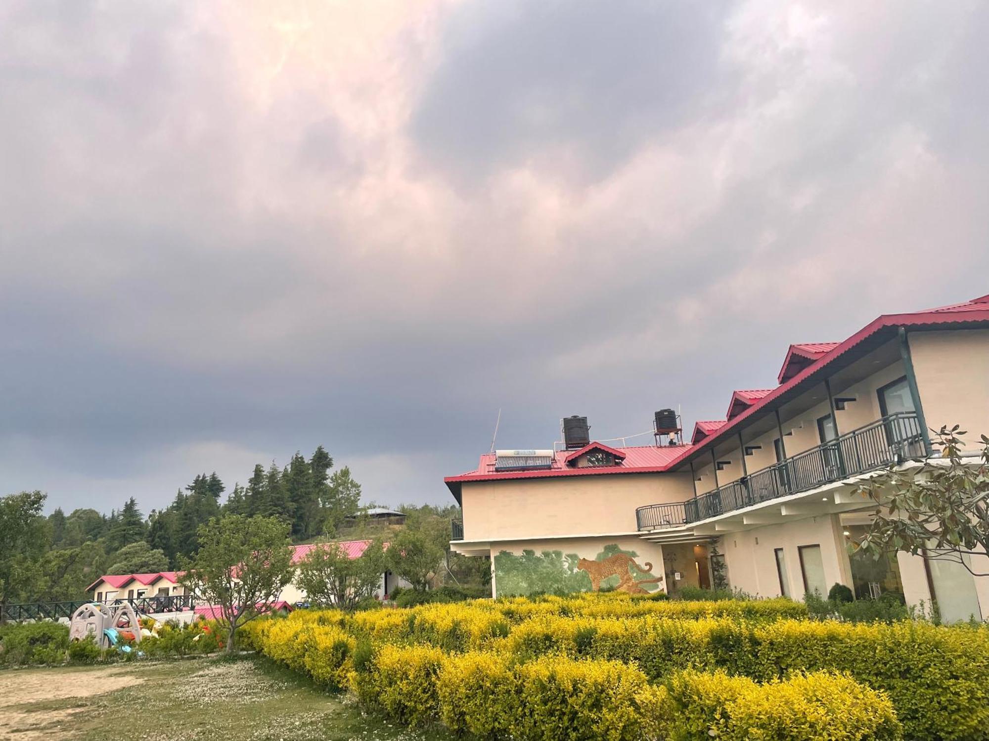 Vue Magique Resort Chail Εξωτερικό φωτογραφία
